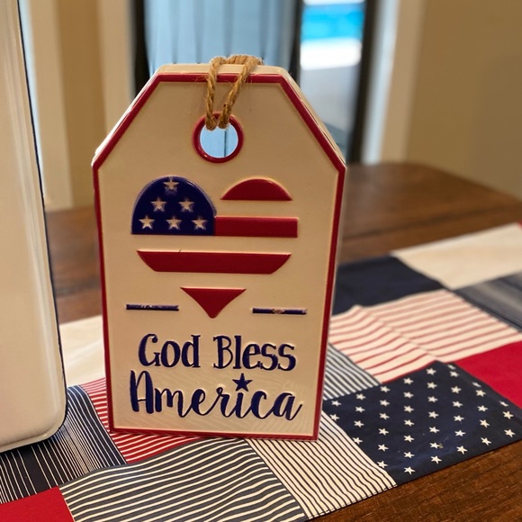 God Bless America Sign, Patriotic Tag Shaped Metal Wall Decor, July 4th Decor - Picture 5 of 14